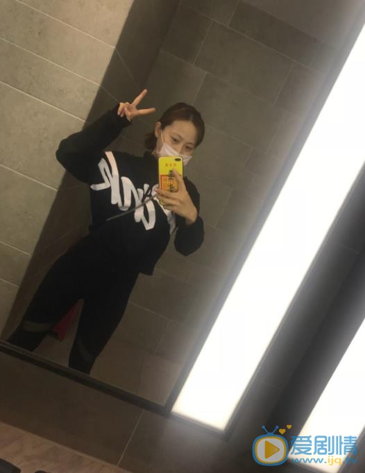 赵凌彬自拍照 赵凌彬高清写真_赵凌彬高清剧照