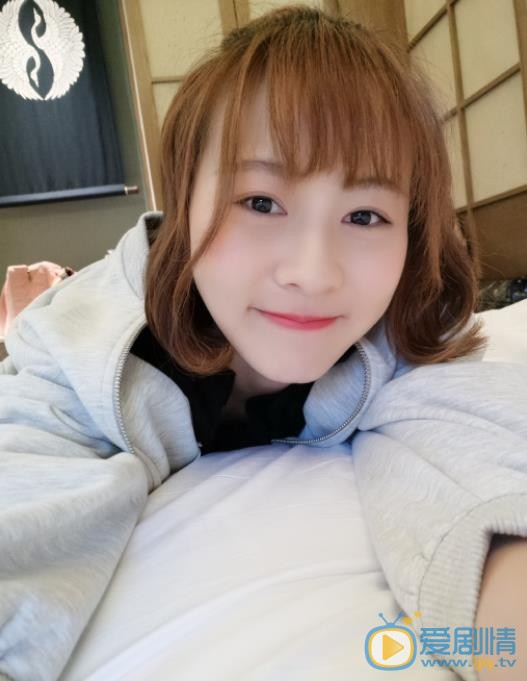 赵凌彬自拍照 赵凌彬高清写真_赵凌彬高清剧照