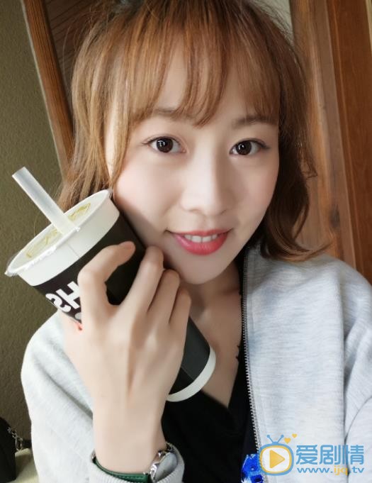 赵凌彬自拍照 赵凌彬高清写真_赵凌彬高清剧照