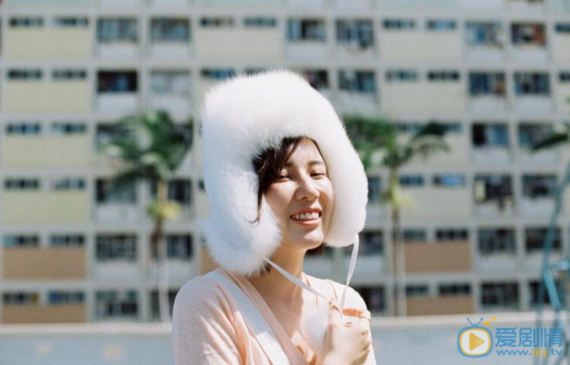 靳芊芊时尚街拍 靳芊芊高清写真_靳芊芊高清剧照