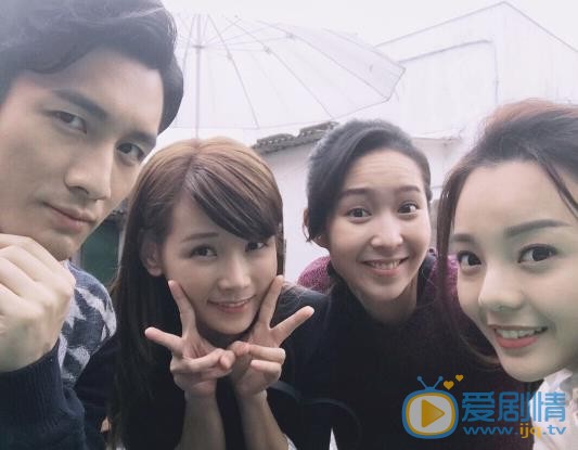 简淑儿与他人合照 简淑儿高清写真_简淑儿高清剧照