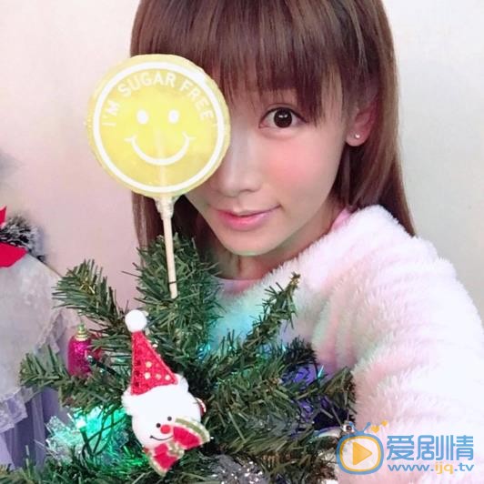 简淑儿自拍照 简淑儿高清写真_简淑儿高清剧照