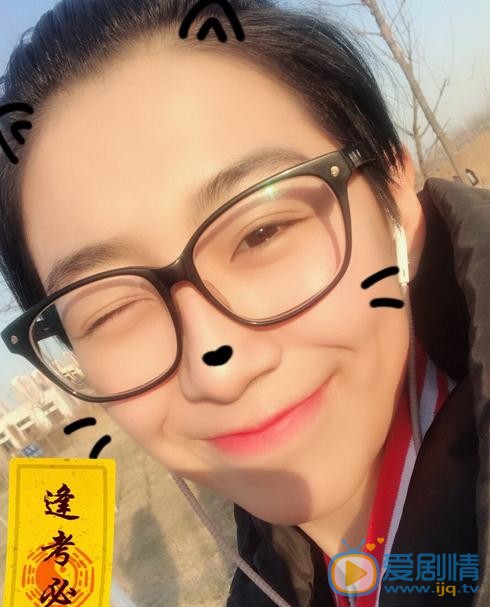 姜依可爱照 姜依高清写真_姜依高清剧照