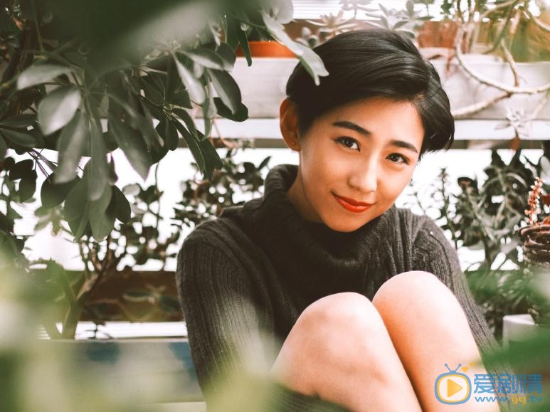 姜依短发帅气写真 姜依高清写真_姜依高清剧照