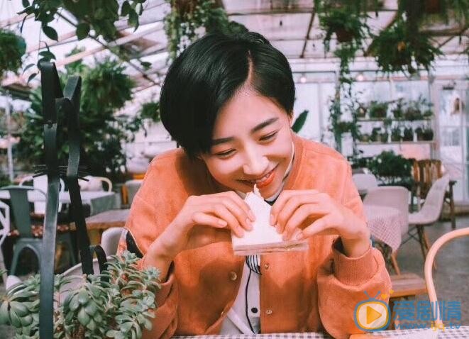姜依短发帅气写真 姜依高清写真_姜依高清剧照