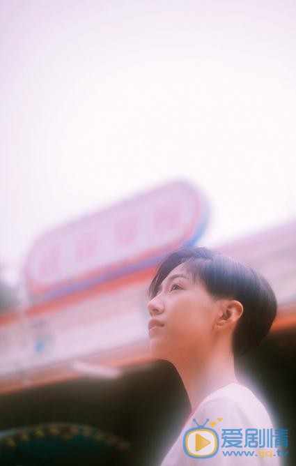 姜依短发帅气写真 姜依高清写真_姜依高清剧照