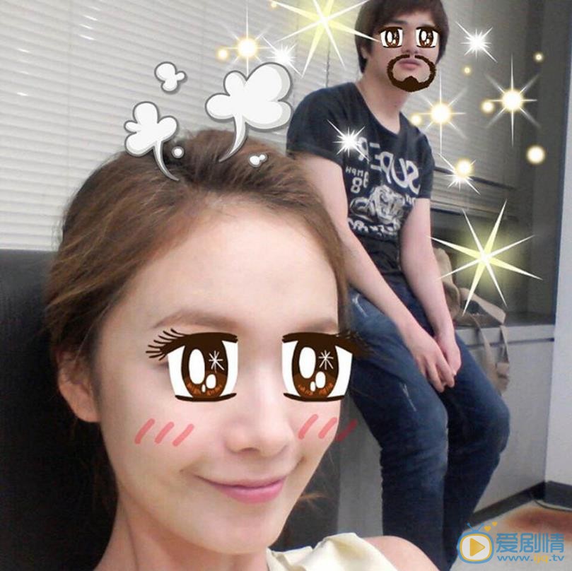 全昭旻与人合照 全昭旻高清写真_全昭旻高清剧照