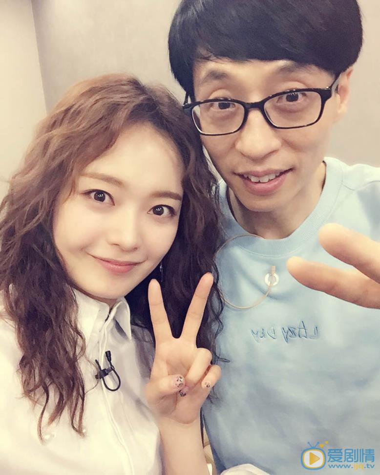 全昭旻与人合照 全昭旻高清写真_全昭旻高清剧照