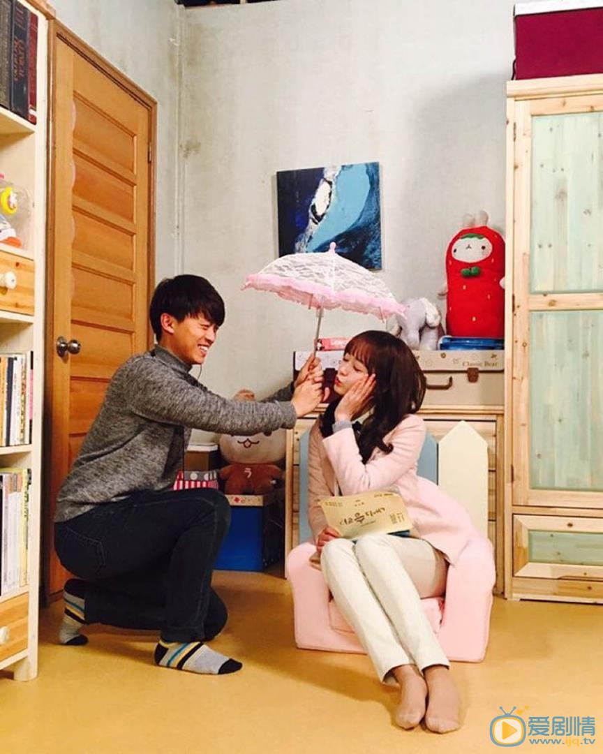 全昭旻与人合照 全昭旻高清写真_全昭旻高清剧照