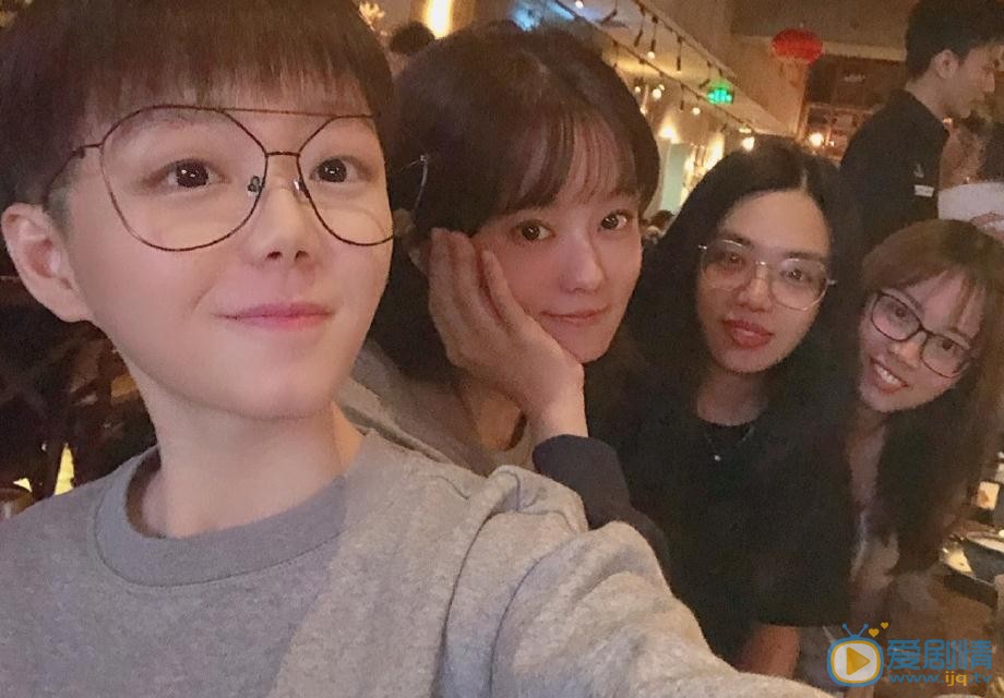 佐藤丽与人合照 佐藤丽高清写真_佐藤丽高清剧照