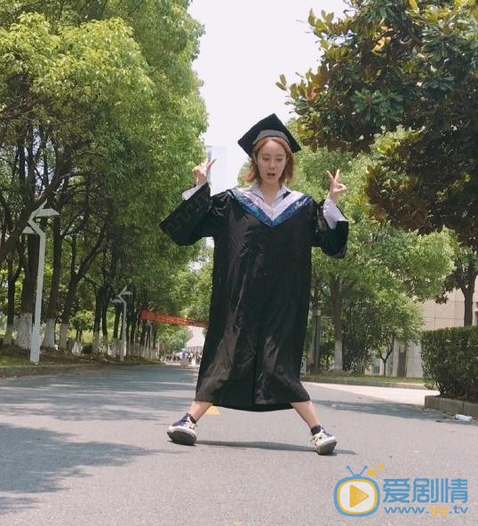 佐藤丽毕业照 佐藤丽高清写真_佐藤丽高清剧照