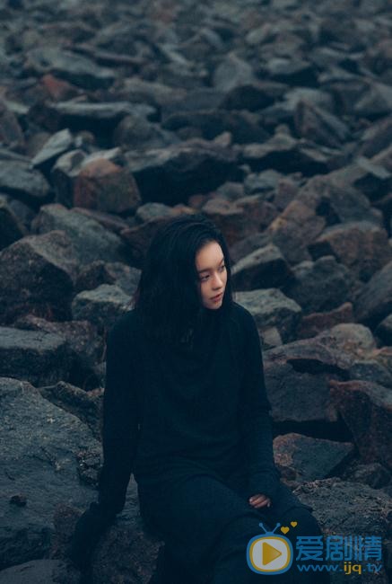 佐藤丽黑色写真 佐藤丽高清写真_佐藤丽高清剧照