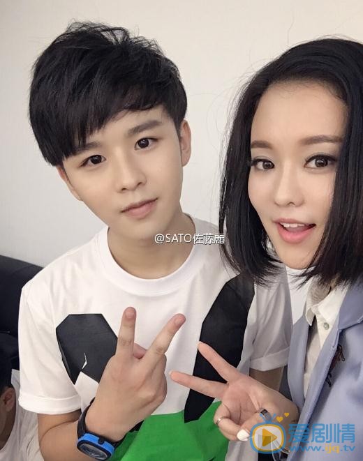 佐藤丽与人合照 佐藤丽高清写真_佐藤丽高清剧照