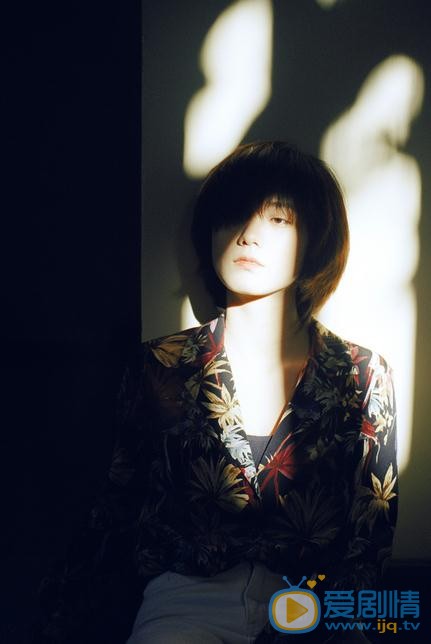 姜卓君秋日写真 姜卓君高清写真_姜卓君高清剧照