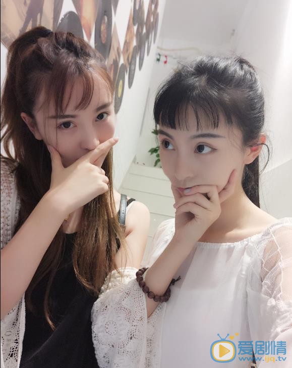 刘嘉格姐妹生活照 刘嘉格高清写真_刘嘉格高清剧照