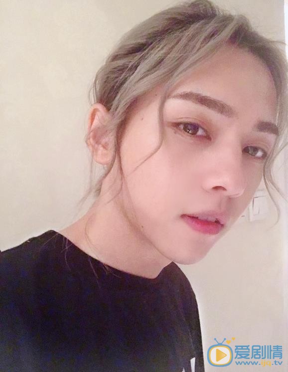 周锐生活照 周锐高清写真_周锐高清剧照