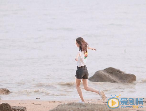 赵闪闪海边写真 赵闪闪高清写真_赵闪闪高清剧照