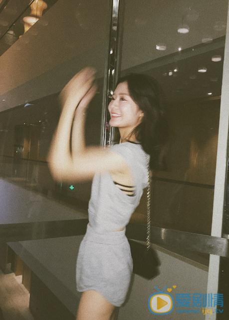 赵闪闪街拍写真 赵闪闪高清写真_赵闪闪高清剧照