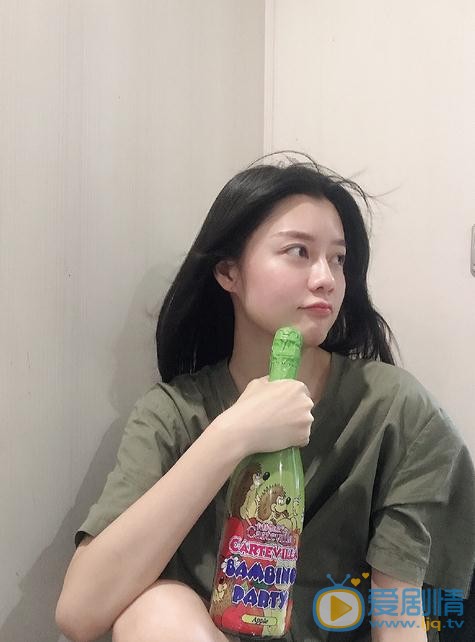 赵闪闪可爱照 赵闪闪高清写真_赵闪闪高清剧照