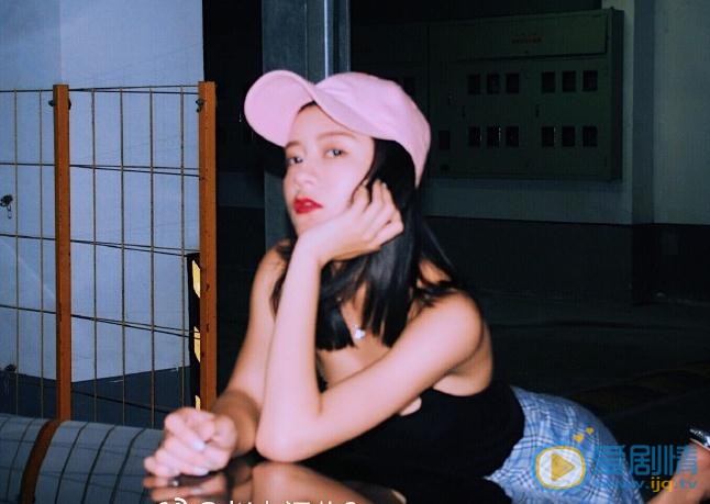 赵闪闪帽子写真 赵闪闪高清写真_赵闪闪高清剧照