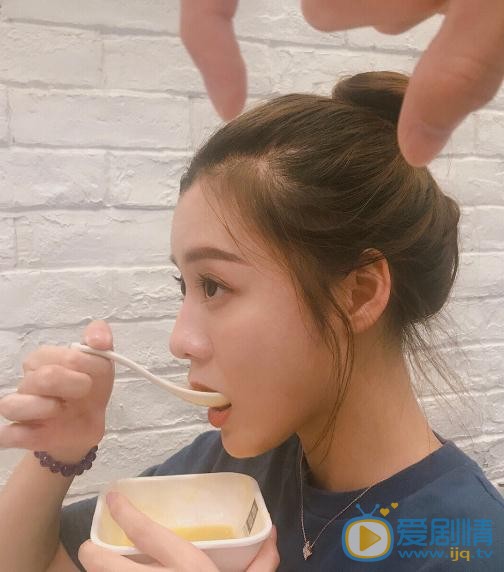 赵闪闪旅游照 赵闪闪高清写真_赵闪闪高清剧照