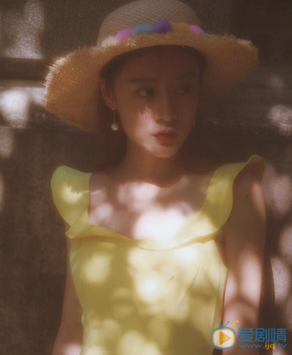 赵闪闪绿色写真 赵闪闪高清写真_赵闪闪高清剧照