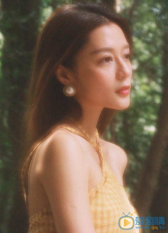 赵闪闪绿色写真 赵闪闪高清写真_赵闪闪高清剧照