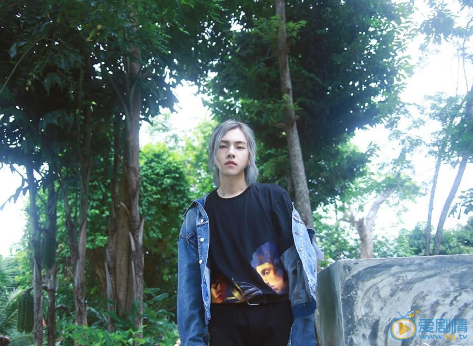 周锐可爱写真 周锐高清写真_周锐高清剧照