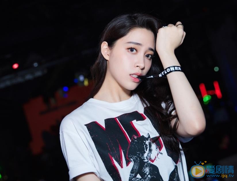 欧阳妮妮现场照 欧阳妮妮高清写真_欧阳妮妮高清剧照