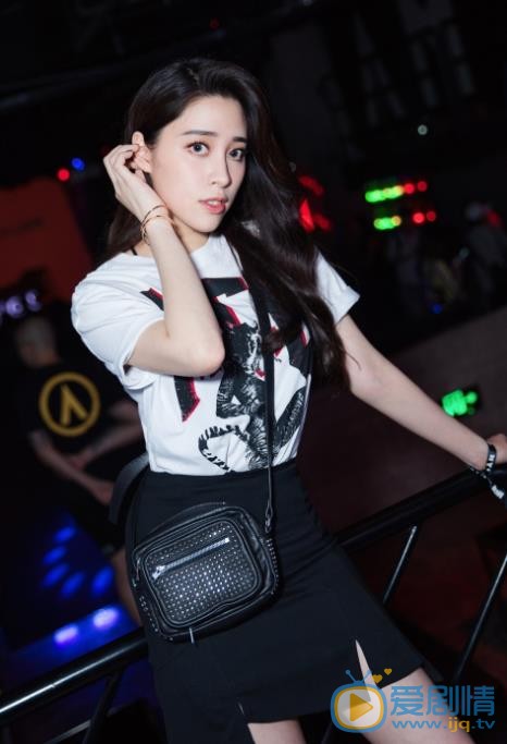 欧阳妮妮现场照 欧阳妮妮高清写真_欧阳妮妮高清剧照