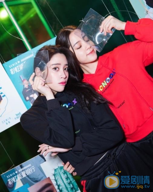 欧阳妮妮姐妹花照 欧阳妮妮高清写真_欧阳妮妮高清剧照