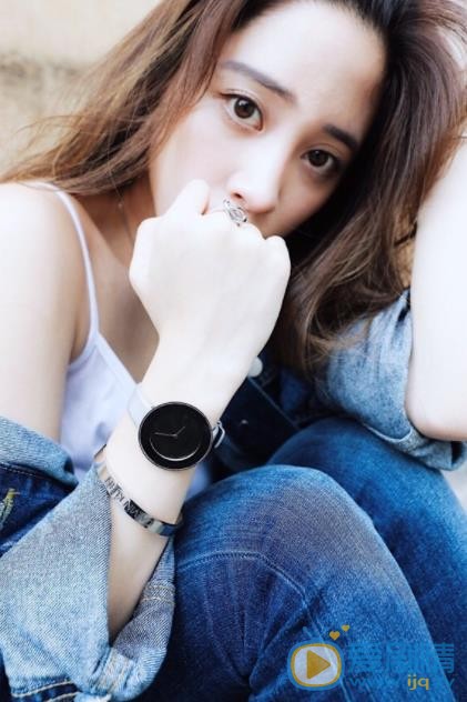 欧阳妮妮代言照 欧阳妮妮代言照