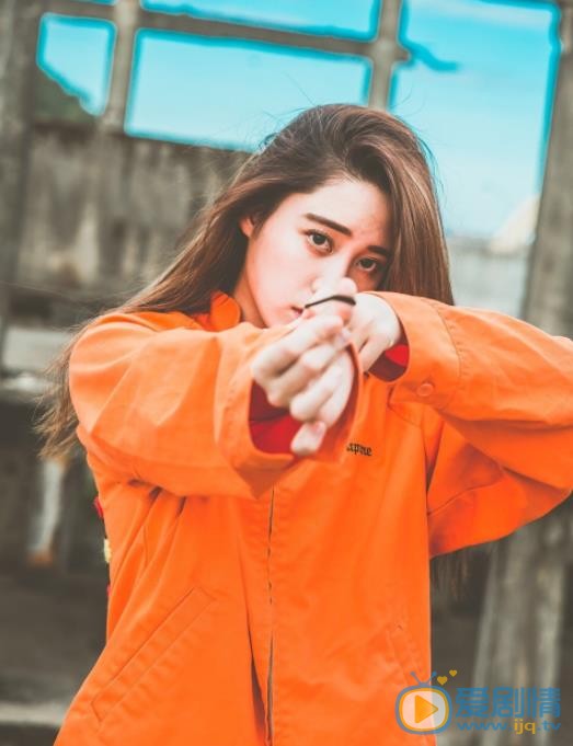 欧阳妮妮街拍写真 欧阳妮妮高清写真_欧阳妮妮高清剧照