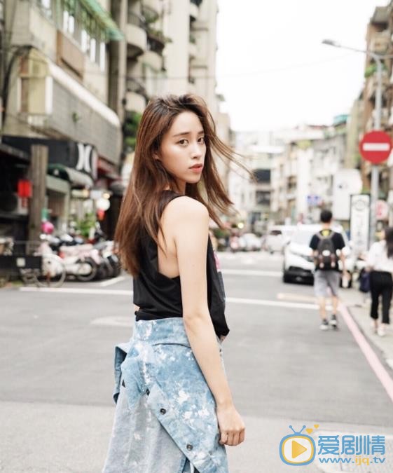 欧阳妮妮街拍写真 欧阳妮妮高清写真_欧阳妮妮高清剧照