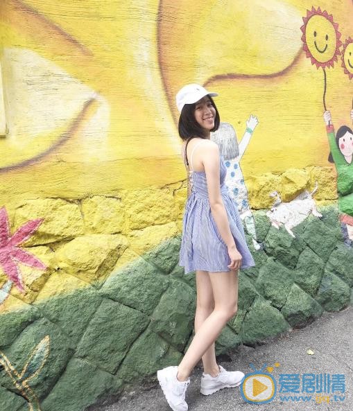 欧阳妮妮街拍写真 欧阳妮妮高清写真_欧阳妮妮高清剧照