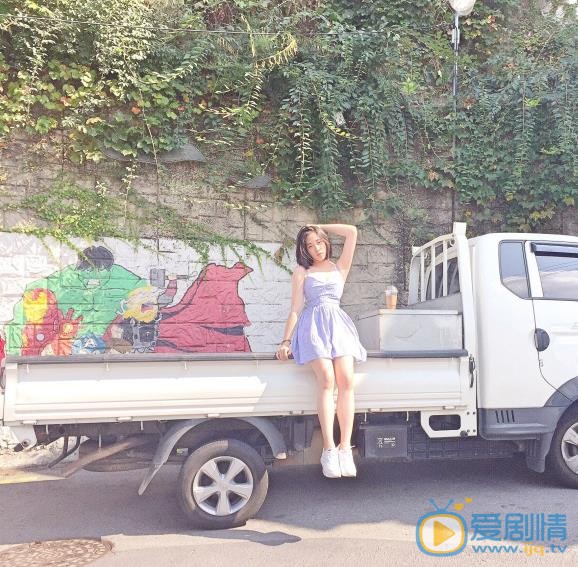 欧阳妮妮街拍写真 欧阳妮妮高清写真_欧阳妮妮高清剧照