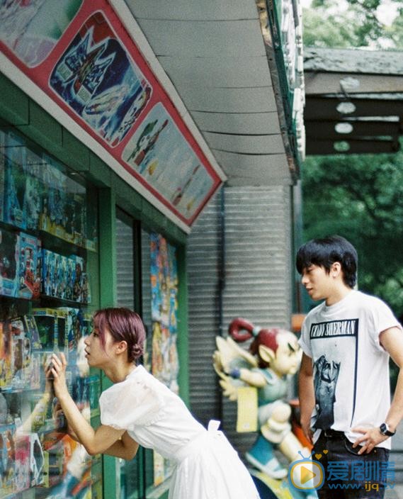 许瑞航情侣写真 许瑞航高清写真_许瑞航高清剧照