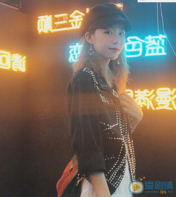 许瑞航街拍写真 许瑞航高清写真_许瑞航高清剧照