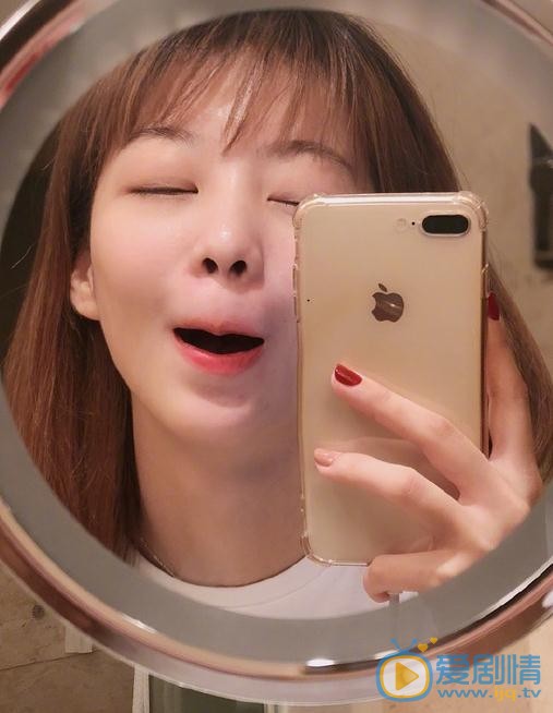 许瑞航逗比照 许瑞航高清写真_许瑞航高清剧照