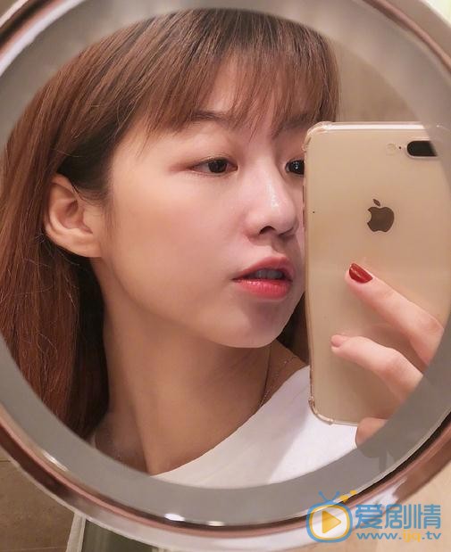 许瑞航逗比照 许瑞航高清写真_许瑞航高清剧照