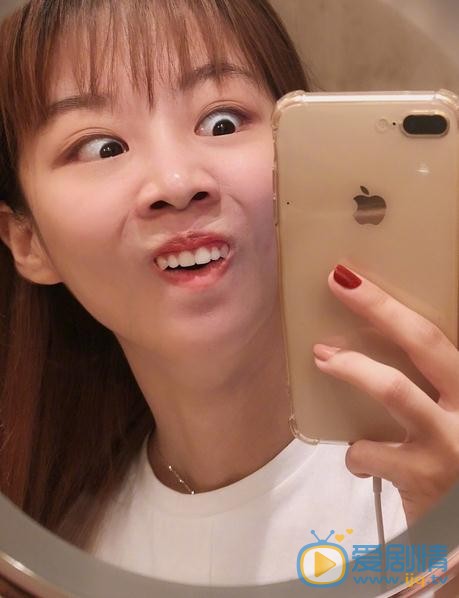 许瑞航逗比照 许瑞航高清写真_许瑞航高清剧照
