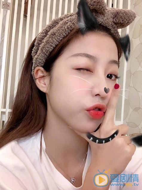 许瑞航可爱照 许瑞航高清写真_许瑞航高清剧照