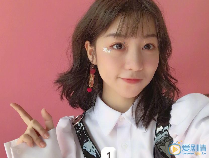 许瑞航绿色写真 许瑞航高清写真_许瑞航高清剧照