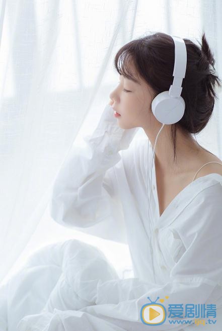 许瑞航萝莉写真 许瑞航高清写真_许瑞航高清剧照