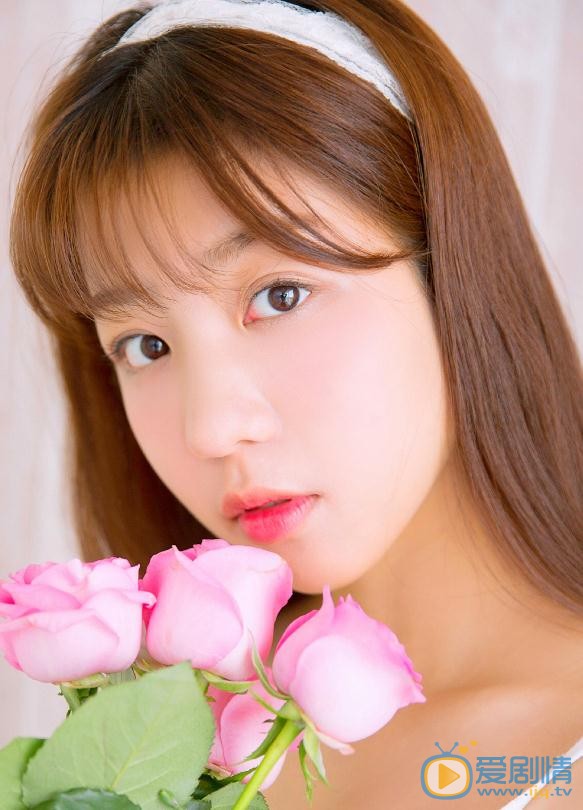 许瑞航可爱写真 许瑞航高清写真_许瑞航高清剧照