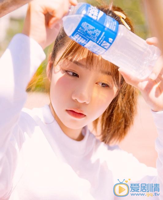 许瑞航可爱写真 许瑞航高清写真_许瑞航高清剧照