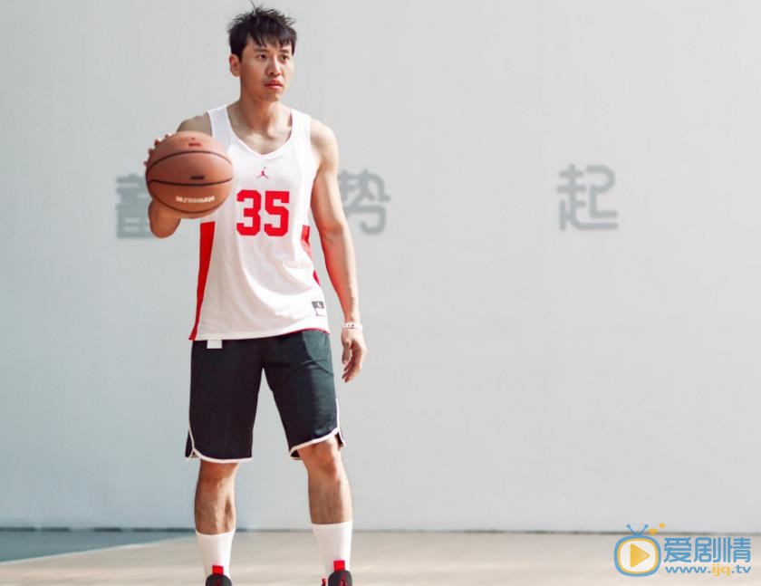 杨森打球运动 杨森高清写真_杨森高清剧照
