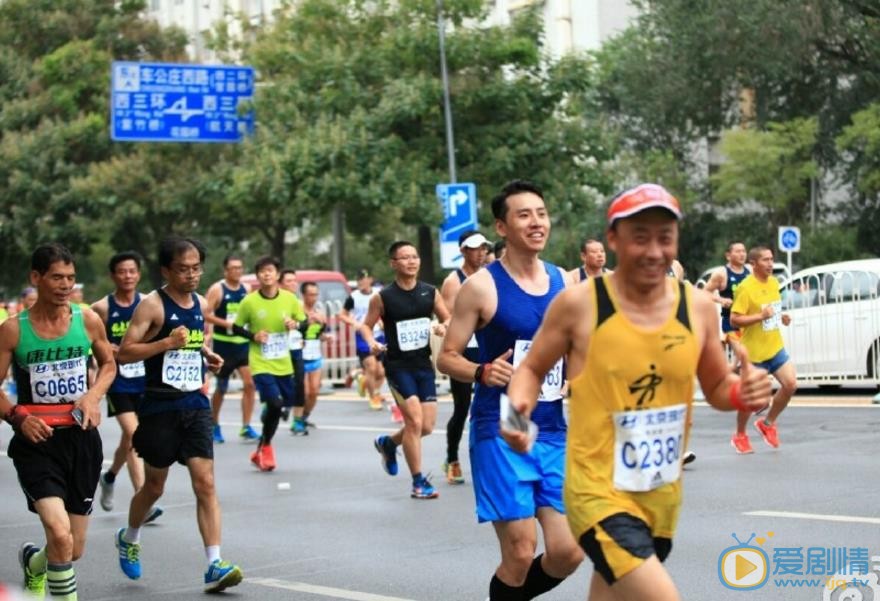 杨森健身运动照 杨森高清写真_杨森高清剧照