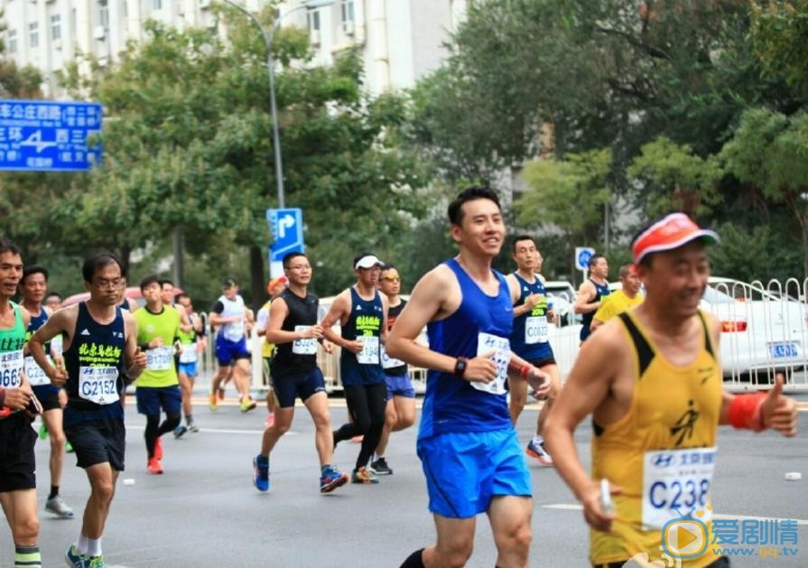 杨森健身运动照 杨森高清写真_杨森高清剧照
