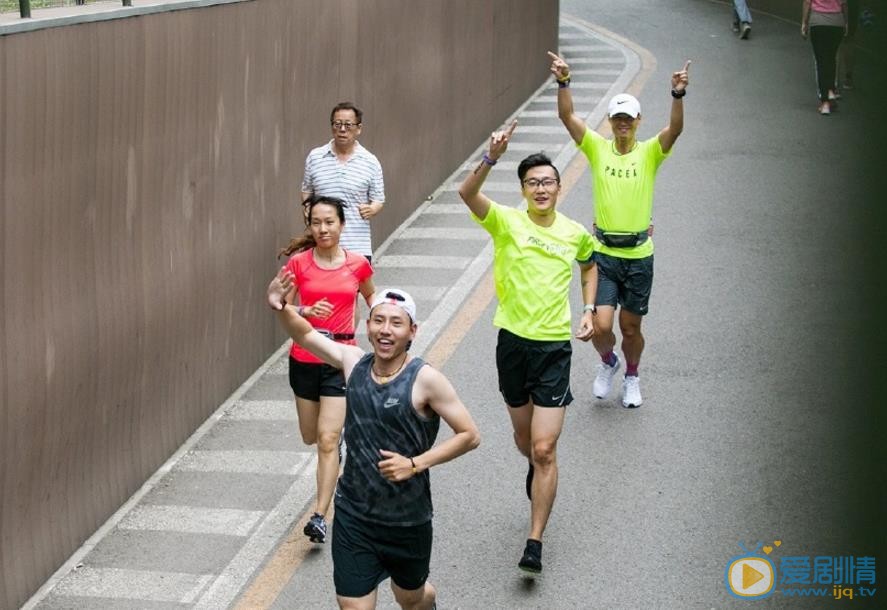 杨森健身运动照 杨森高清写真_杨森高清剧照
